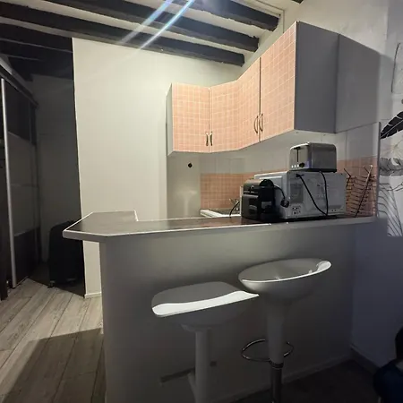 Апартаменты Elysee Ponthieu Париж